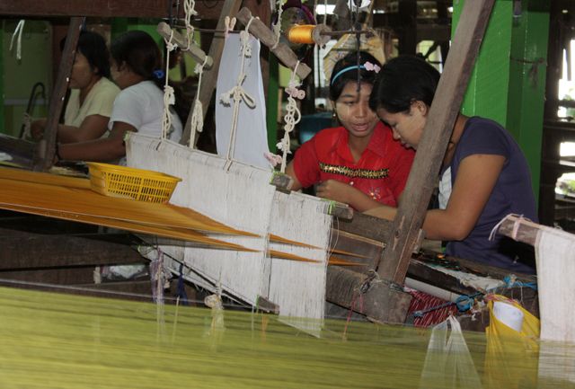 Ouvrières du textile en Birmanie