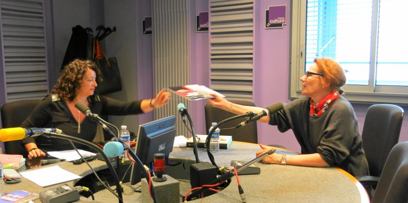 France Culture studio 153, quelques minutes avant... Aline Pailler & Marie Desplechin (de gauche à droite)