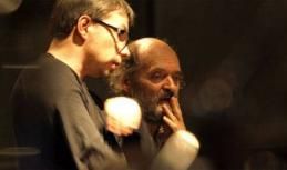Arvo Pärt (à droite) et le chef estonien Olari Elts, en pleine répétition de l'oeuvre "Adam's Lament", le 3/11/11 au Centquatre à Paris © Richard Holding