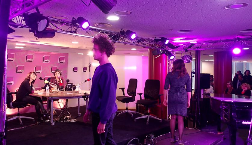 En direct de l'Agora avec la chorégraphe Emmanuelle Vo-Dinh et ses danseurs