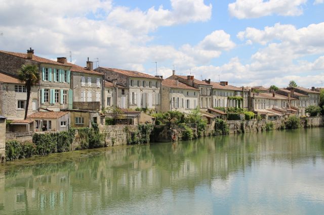 Saint-Savinien-sur-Charente (Charente-Maritime)