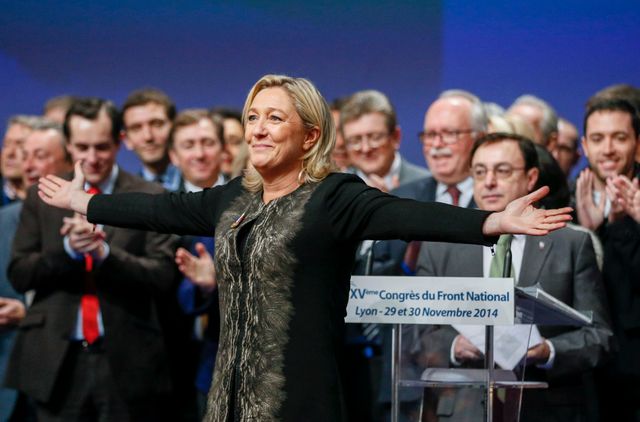 Marine Le Pen réélue présidente du FN dimanche