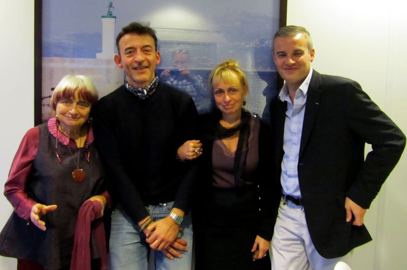 De gauche à droite : Agnès Varda, Marc Voinchet, Rosalie Varda et Emmanuel Pierrat