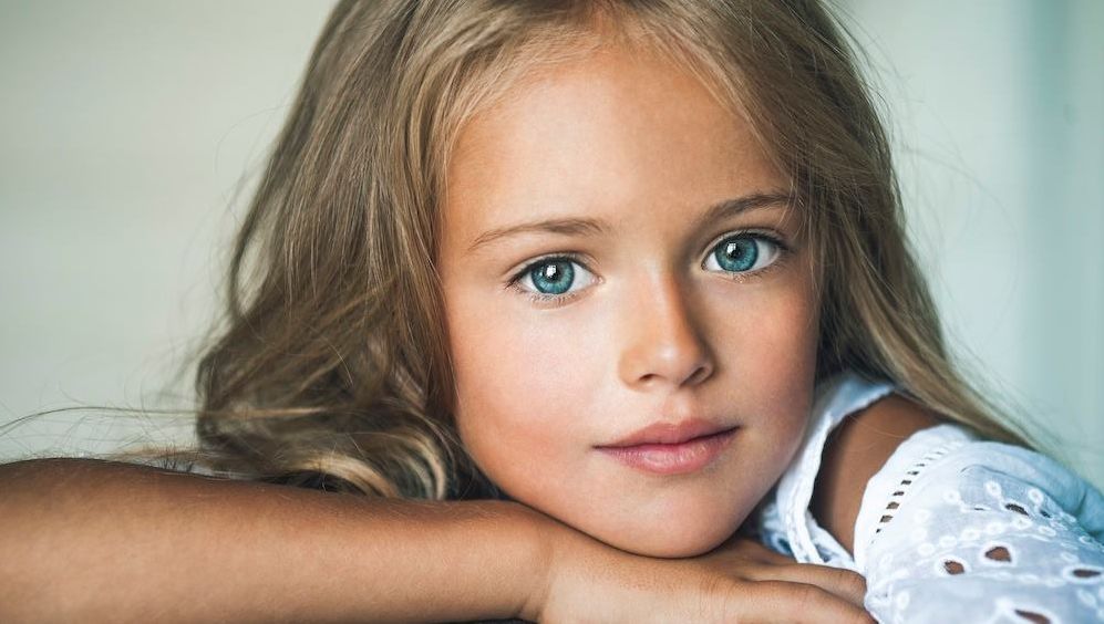 Kristina La Plus Belle Petite Fille Du Monde Trop Jeune Pour Des Poses Trop Suggestives Kristina La Plus Belle Petite Fille Du Monde Trop Jeune Pour Des Poses Trop Suggestives