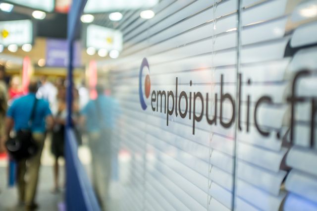 Salon de l'emploi public
