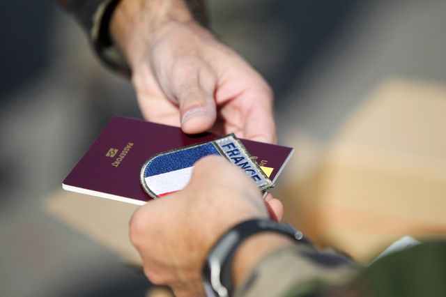 Les troupes françaises partent d'Afghanistan