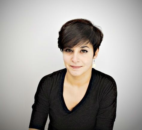 Hélène Bekmézian, journaliste au Monde