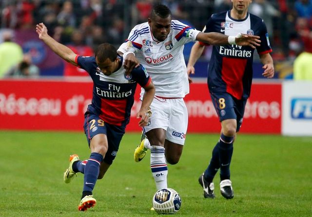 le psg bat lyon 2-1 en finale de la coupe de la ligue