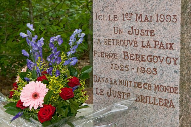 Tombe Pierre Bérégovoy