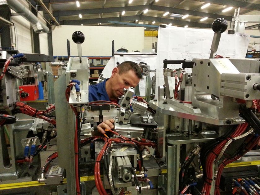 Dans les ateliers de la Société Automatismes CG