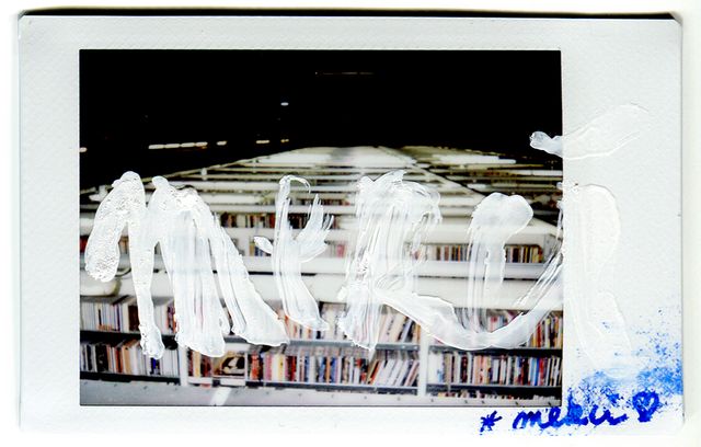 Polaroïd de Fauve à la Discothèque de Radio France