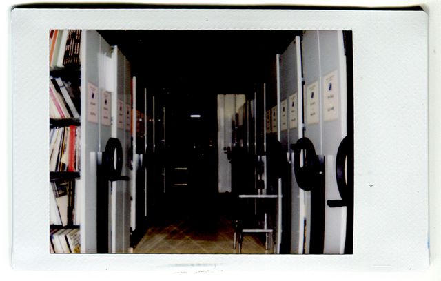 Polaroïd de Fauve à la Discothèque de Radio France