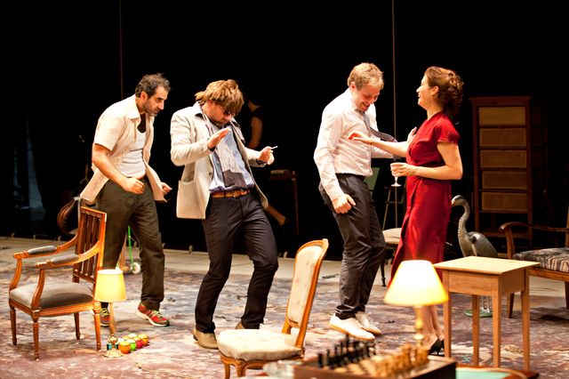 Platonov d'Anton Tchekhov, une création collective dirigée par Rodolphe Dana, au Théâtre du Nord à Lille