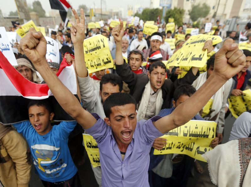 Manifestation en faveur du président Hadi et contre les milices Houtis, à Sanaa le 23 février.