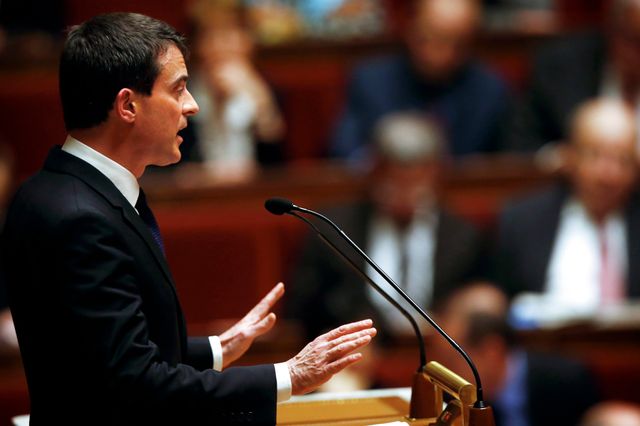 Manuel valls a engagé la responsabilité du Gouvernement