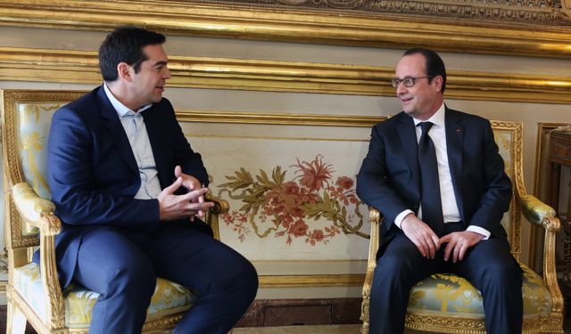 Alexis Tsipras reçu à l'Élysée par François Hollande ce mercredi.