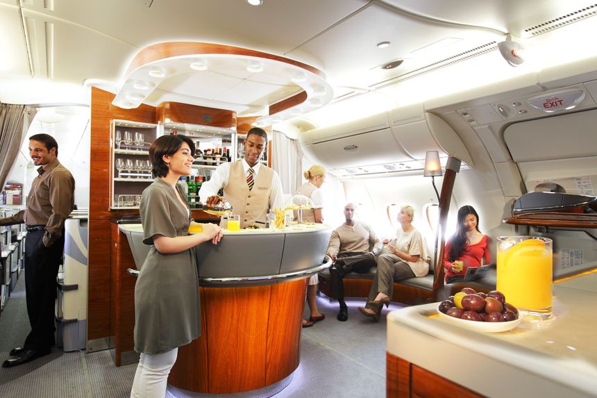 Bar à bord d'un A380 de la compagnie Emirates