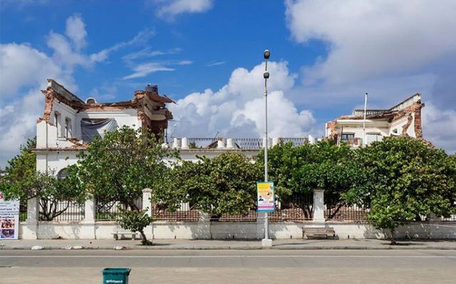 Pondichéry - Hôtel de ville en ruines