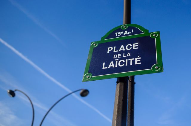 9/12/2013 ; PARIS ; FRANCE - La plaque de la place de la Laicite dans le XV eme arrdt de Paris.