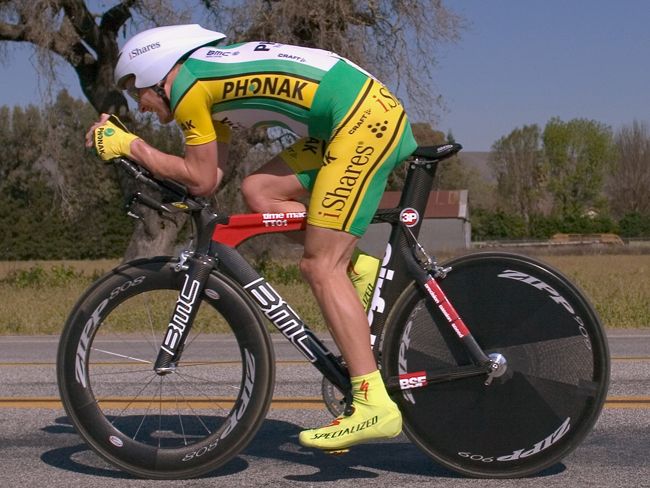 Floyd Landis, au Tour de Californie en 2006, convaincu de dopage.