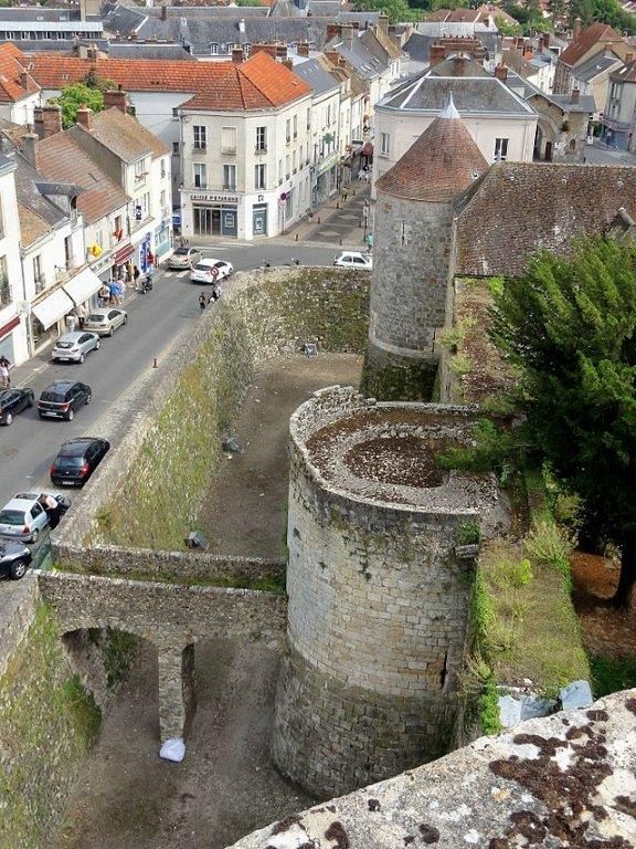 Chateau de Dourdan