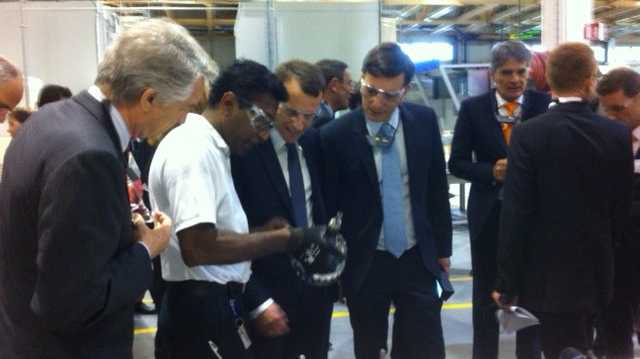 Emmanuel Macron visite l'entreprise strasbourgeoise Punch Powerglide.