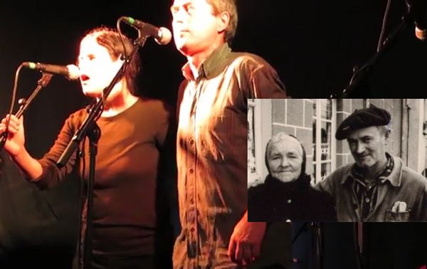 Nanda et Ifig Troadec lors d'un Fest Noz en 2012 © YouTube / Madame Bertrand (& Albert Boloré) © Charles Le Gall - Fds YF Kemener