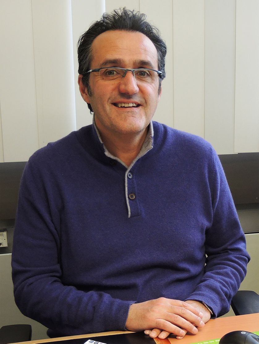 Le docteur Alexandre Feltz, le 1er avril 2015, dans son bureau de la ville de Strasbourg