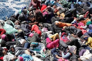 marée humaine en méditérranée