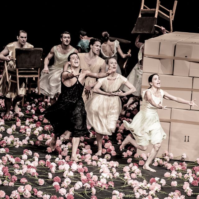 Für die Kinder von gestern, heute und morgen de Pina Bausch par la Tanztheater de Wuppertal Cie