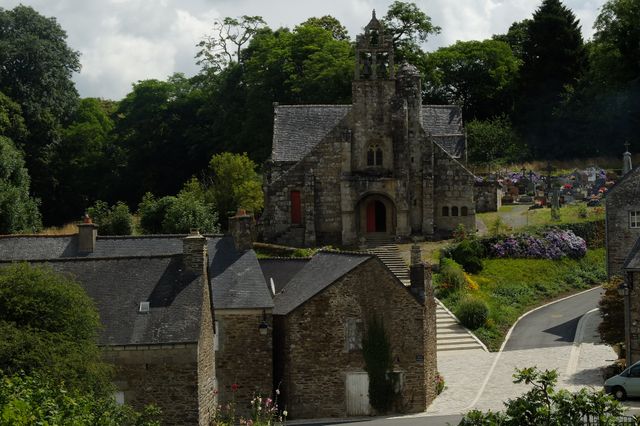 Loc Envel, le village