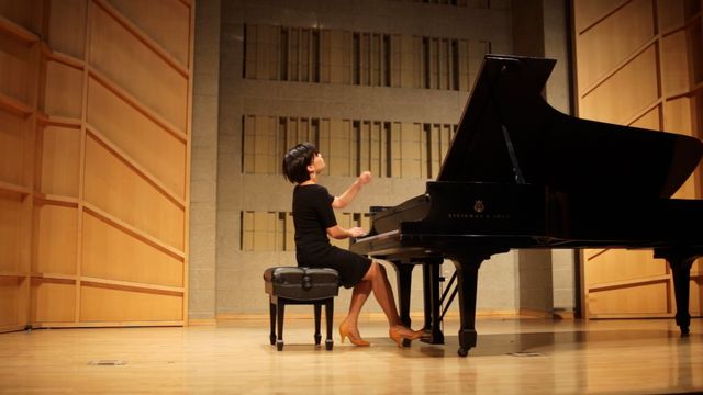 June Wu en concert