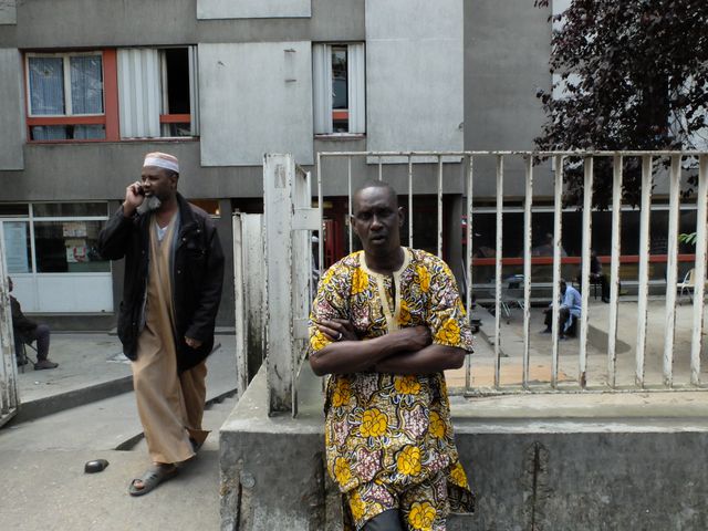 Alassane Ba, devant le Foyer Lorraine