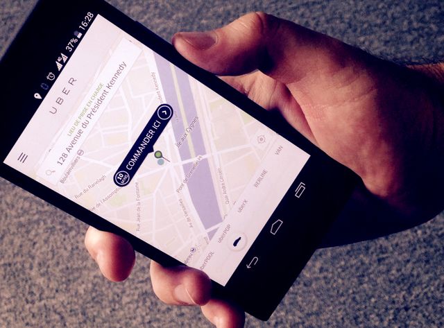 L'application Uber permet de commander un VTC