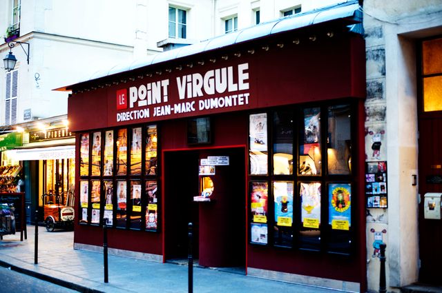 Façade du Point Virgule