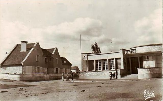 La mairie d'Epron au début des années 50