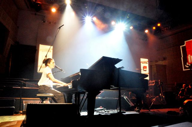 Yael Naim