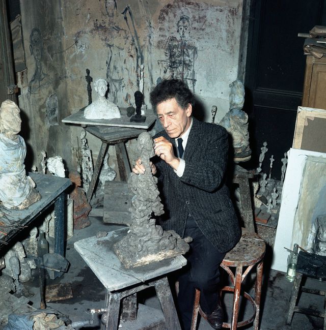 Alberto Giacometti dans son atelier