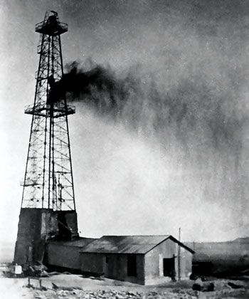 Dammam n° 7, le premier puits de pétrole exploité en Arabie saoudite, le 4 mars 1938