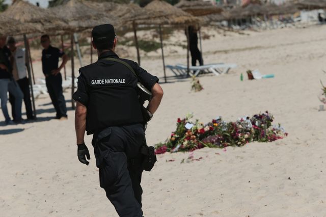Sur les lieux de l'attentat de Sousse, en Tunisie