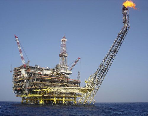 Plateforme de production de pétrole sur la côte libyenne.