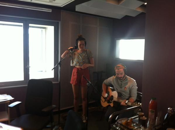 Hollydays en live dans le studio de France Culture