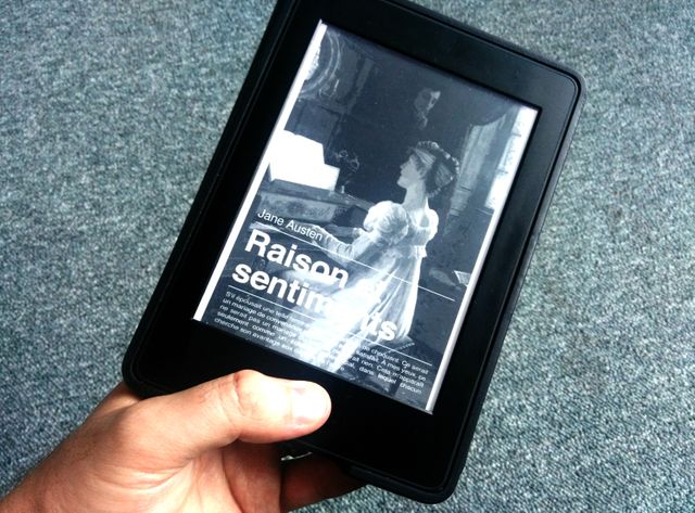 "Raisons et sentiments" de Jane Austen sur un livre électronique