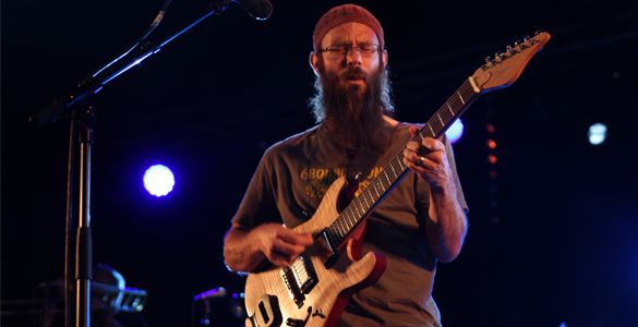 Harrison Stafford de Groundation au Festival de Thau 2015 / Guillaume Schnee