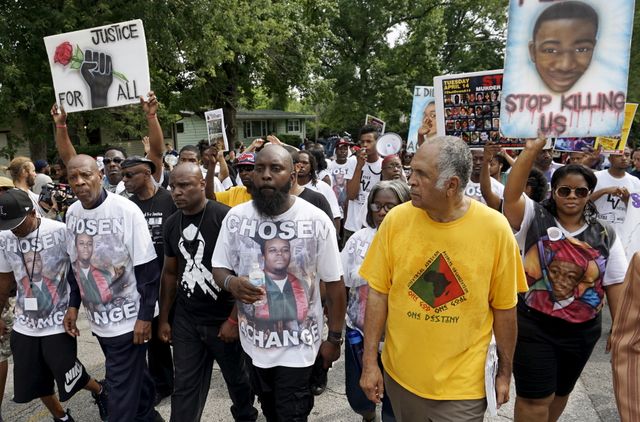 A Ferguson, la manifestation un an après la mort de Michael Brown