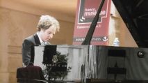 Nicolas Stavy sur scène à Albret par S Noël