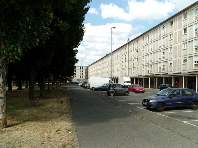 La Cité De La Muette à Drancy A Drancy, la Cité de la Muette à l'origine des "grands ensembles" du 22
