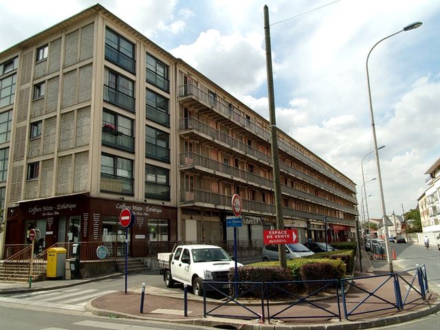 La Cité De La Muette à Drancy A Drancy, la Cité de la Muette à l'origine des "grands ensembles" du 22