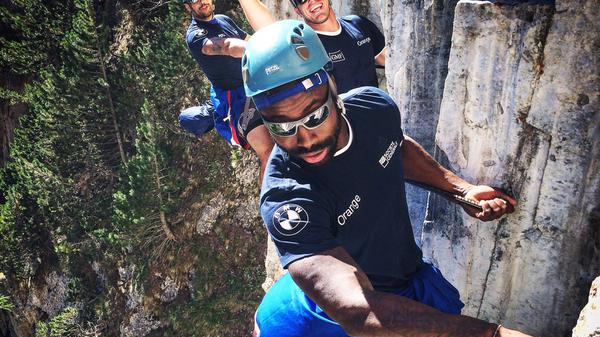 Après l'escalade dans les Alpes, les Bleus ont vécu une nouvelle expérience rare