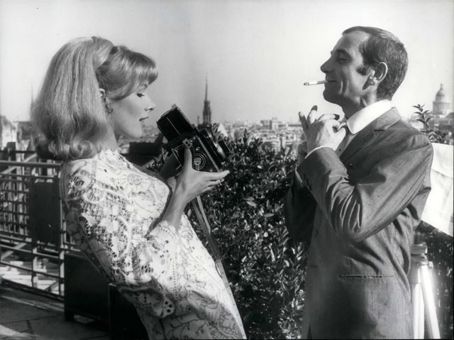 Charles Aznavour & l'actrice anglaise Susan Hampshire